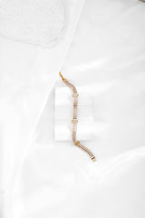 Gold-plated Bracelet with Multi-row Zircon and Full Diamond Inlay