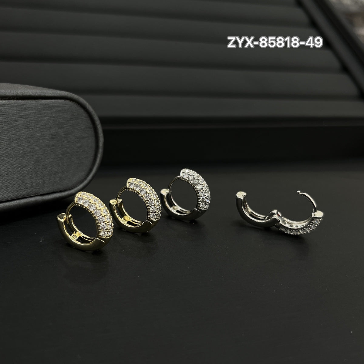 Diamond Ring Light-Reflecting Earrings