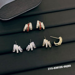 Minimalist Layered Geometric Studs